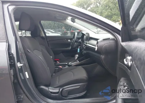 2019 Kia Forte S from USA, damaged, VIN 3KPF34AD3KE066272